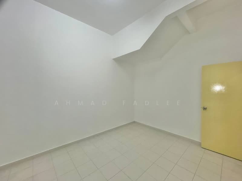 Rumah Teres 2 Tingkat untuk Dijual di Taman Sutera (Kajang) - Ahmad Fadlee - PropertyGuru.com.my