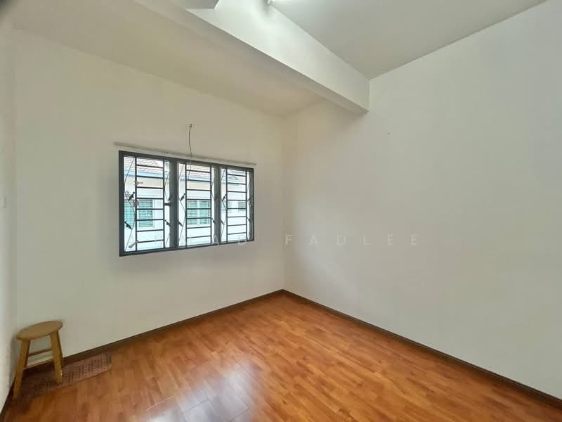 Rumah Teres 2 Tingkat untuk Dijual di Taman Sutera (Kajang) - Ahmad Fadlee - PropertyGuru.com.my
