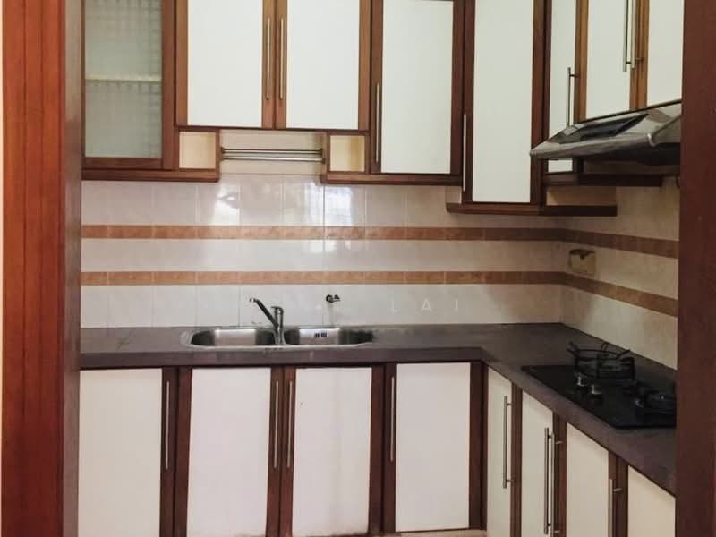 Kondominium untuk Dijual di Lakeside Tower - Kent Lai - Kitchen - PropertyGuru.com.my