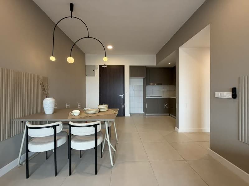 Servis Apartment untuk Disewa di Maya Ara Residences - Cheah Wei Kit - Dining Room - PropertyGuru.com.my