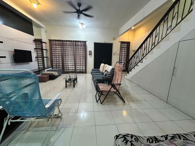 2-storey Terraced House for Sale in Bandar Cyber Ipoh (Bandar Siber) (Ipoh) - Amie Chong - Living Room - PropertyGuru.com.my