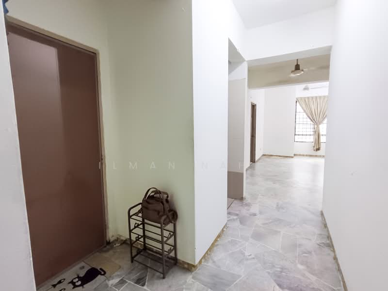 Apartment for Sale at Seksyen 15 Bandar Baru Bangi - Ilman Nahri - Entrance - PropertyGuru.com.my