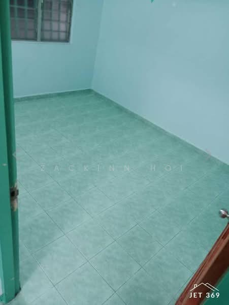Flat for Sale at Bandar Bukit Tinggi 2 - Zackinn Hoi - Interior - PropertyGuru.com.my