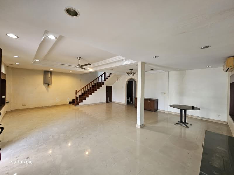 2-storey Terraced House for Sale in Taman Seri Awana (Kapar) - SAIFUL HELMI - Living Room - PropertyGuru.com.my