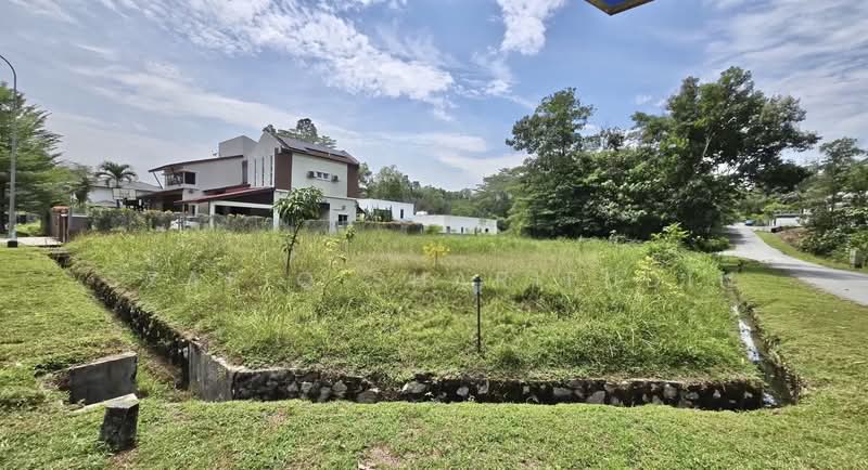 Tanah Pertanian untuk Dijual di Saujana Utama (Selangor) - Syafiq Sharifudin - PropertyGuru.com.my