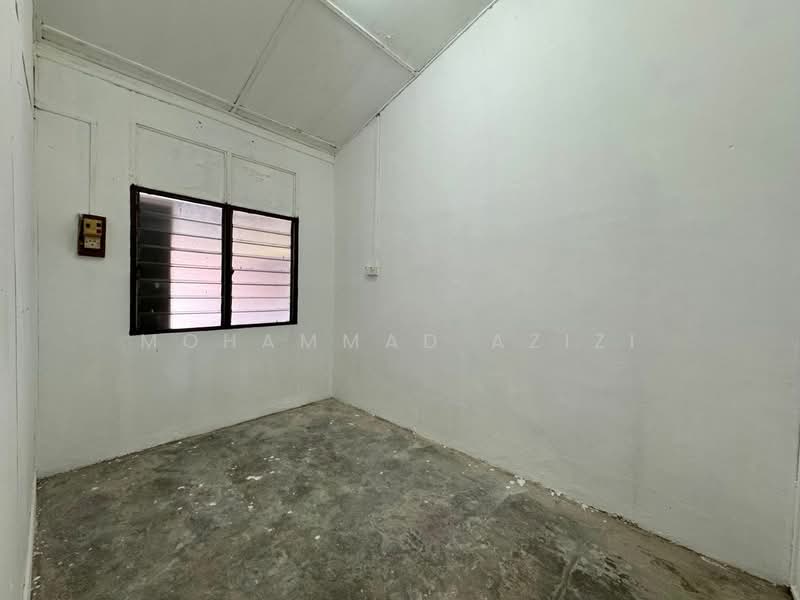 Terraced House for Sale in Taman Tas (Kuantan) - Mohammad Azizi - PropertyGuru.com.my
