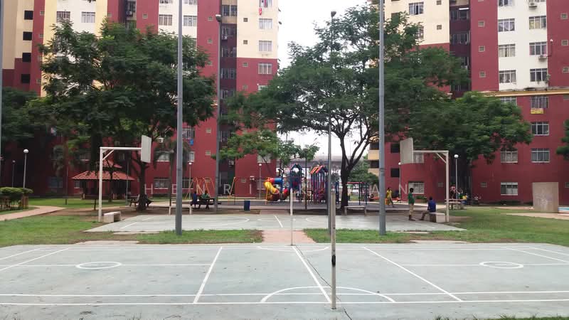 Pangsapuri untuk Dijual di Mentari Court 2, Bandar Sunway - Henrick Tan - Exterior - PropertyGuru.com.my