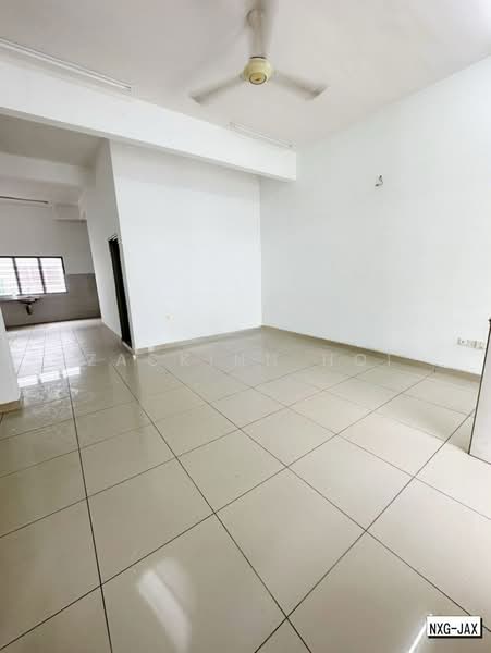 Rumah Teres 2 Tingkat untuk Disewa di Taman Saga (Klang) - Zackinn Hoi - Living Room - PropertyGuru.com.my