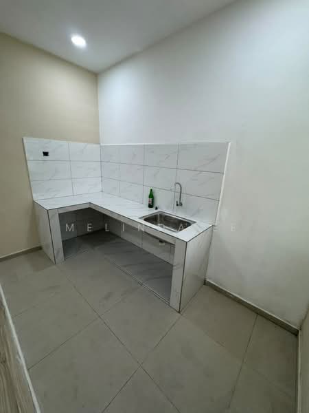 Apartment for Sale at Pangsapuri Seri Baiduri - Melinda Ee - Kitchen - PropertyGuru.com.my