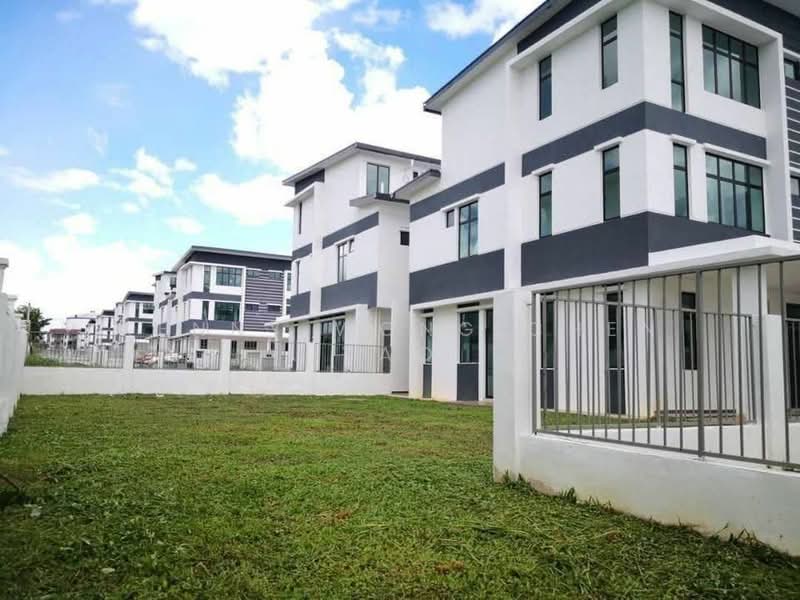 Rumah Kluster untuk Dijual di Taman Mutiara Mas (Skudai) - Kenny Wong Chen Yao - Exterior - PropertyGuru.com.my