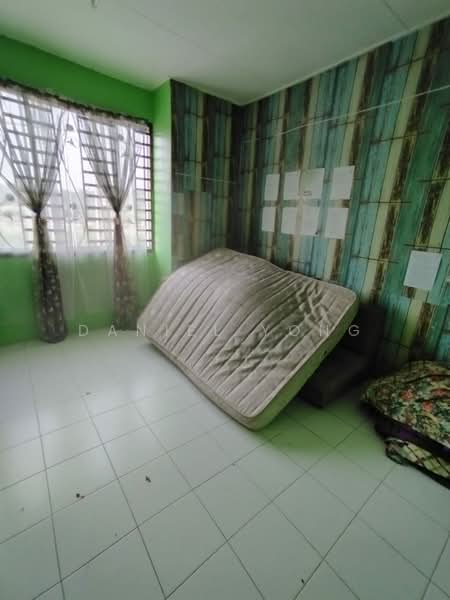 Rumah Teres 2 Tingkat untuk Dijual di Kelapa Sawit (Kulai) - Daniel Yong - Bedroom - PropertyGuru.com.my
