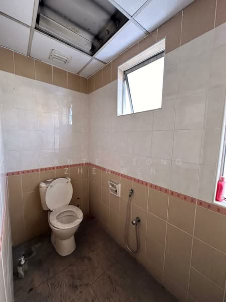 Shop / Office for Sale in Desa Pandan (Ampang) - Dante Leong Zhenwen - Bathroom - PropertyGuru.com.my
