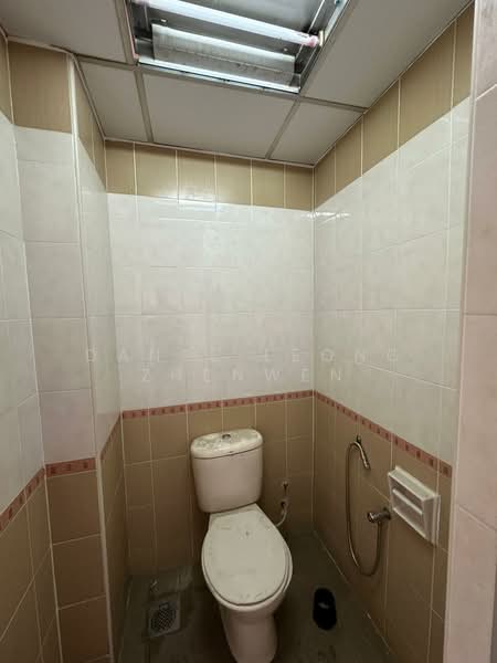 Shop / Office for Sale in Desa Pandan (Ampang) - Dante Leong Zhenwen - Bathroom - PropertyGuru.com.my