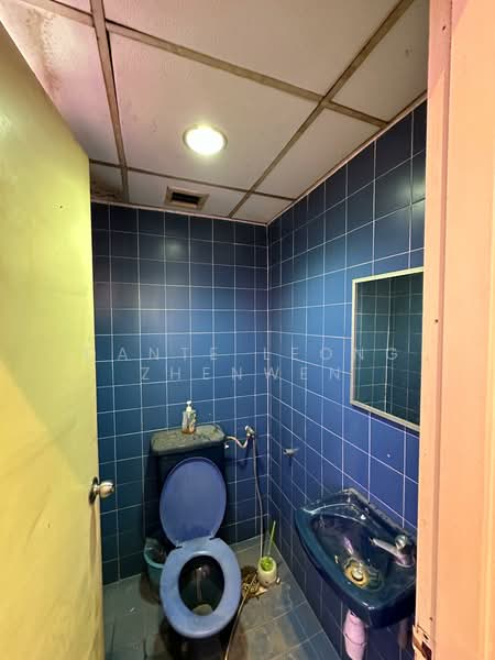 Shop / Office for Sale in Desa Pandan (Ampang) - Dante Leong Zhenwen - Bathroom - PropertyGuru.com.my