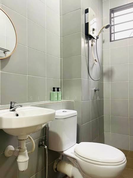 Condominium for Rent at Residensi Adelia - Siti Haila - Bathroom - PropertyGuru.com.my