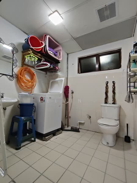 Kondominium untuk Dijual di Palm Spring @ Damansara - Kelvin . - Bathroom - PropertyGuru.com.my