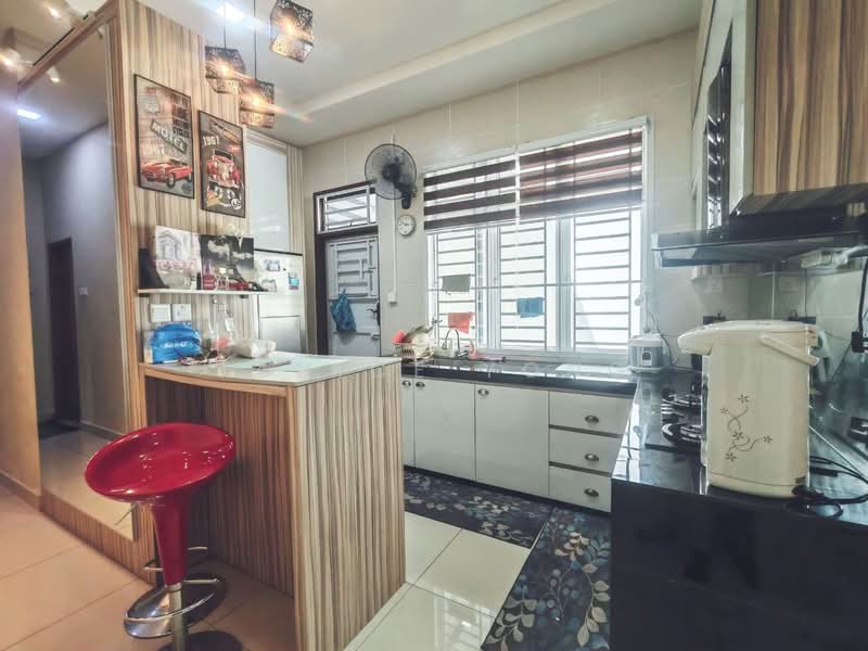 Cluster House for Sale in Nusantara Prima (Gelang Patah) - Janice Yong - Kitchen - PropertyGuru.com.my