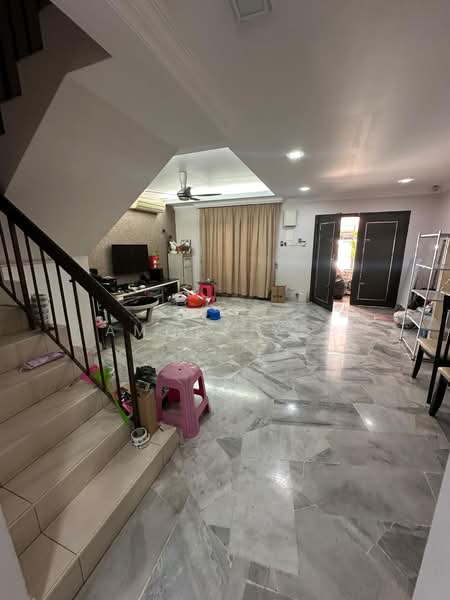 Rumah Teres 2 Tingkat untuk Dijual di Taman Bukit Kuda (Klang) - Amoss Yee - Living Room - PropertyGuru.com.my
