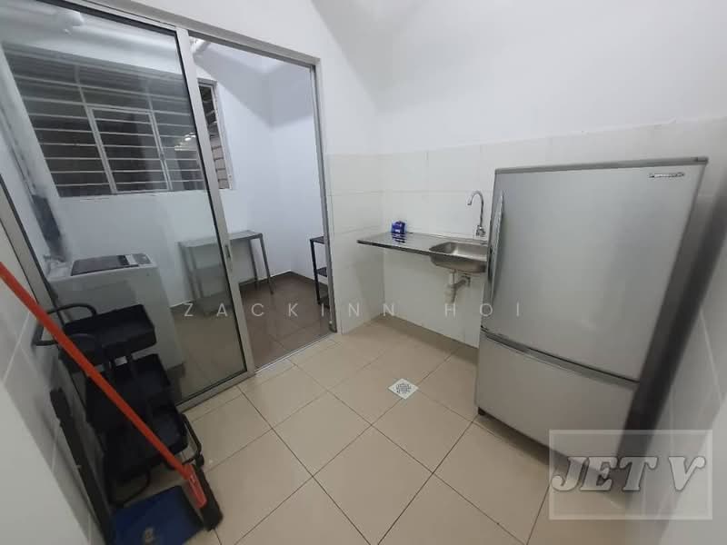 Apartment for Rent at Azaria - Zackinn Hoi - Kitchen - PropertyGuru.com.my