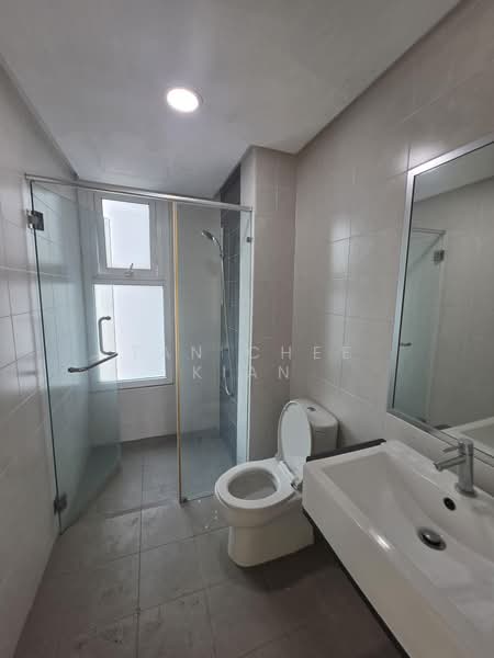 Servis Apartment untuk Dijual di V Residence 3 @ Sunway Velocity - Tan Chee Kian - Bathroom - PropertyGuru.com.my