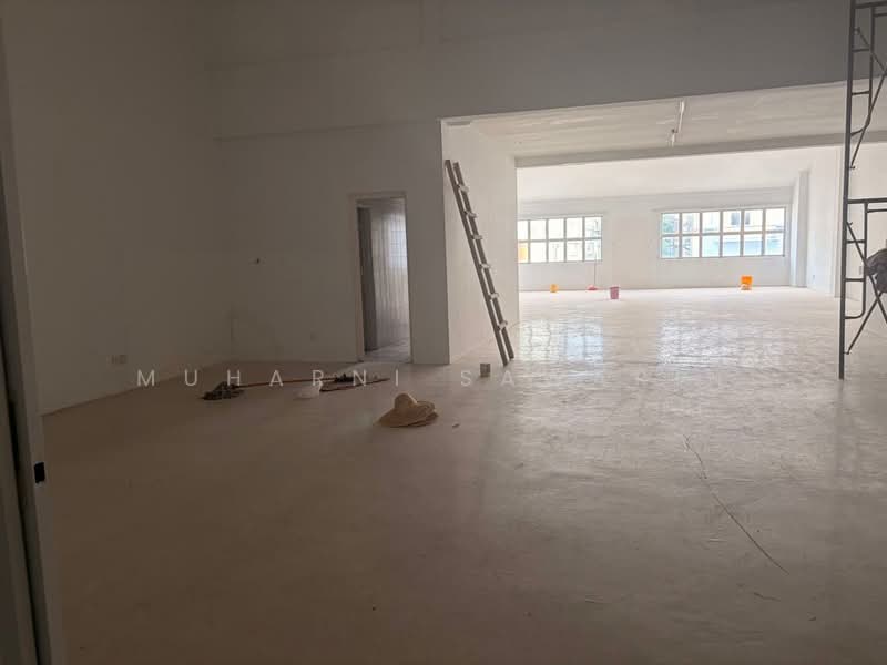 Kedai / Pejabat untuk Disewa di Bukit Jelutong (Shah Alam) - muharni sawarin - Interior - PropertyGuru.com.my