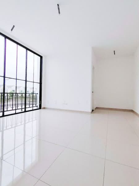 Rumah Teres 2 Tingkat untuk Dijual di Bandar Seri Alam (Masai) - Jyez Lee - PropertyGuru.com.my