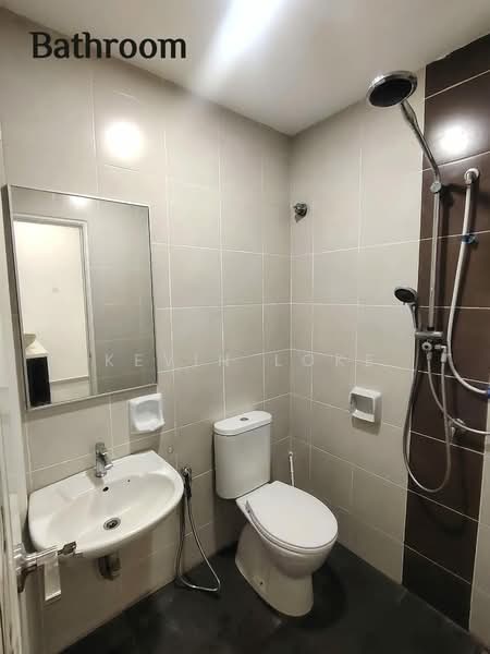 Rumah Teres 2 Tingkat untuk Dijual di Bandar Saujana Putra (Tanjong Duabelas) - Kevin Loke - Bathroom - PropertyGuru.com.my