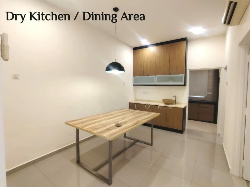 Rumah Teres 2 Tingkat untuk Dijual di Bandar Saujana Putra (Tanjong Duabelas) - Kevin Loke - Dining Room - PropertyGuru.com.my