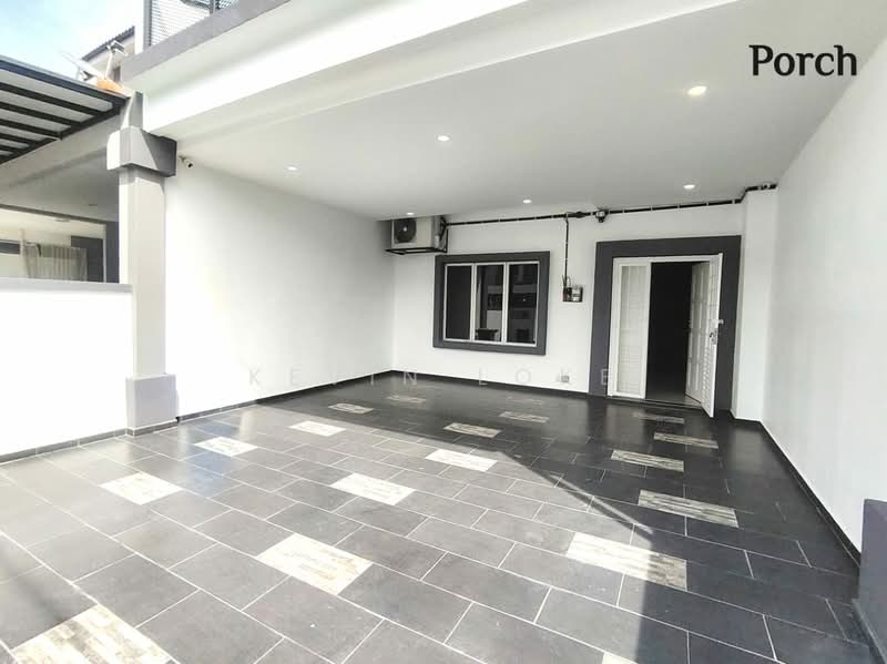 Rumah Teres 2 Tingkat untuk Dijual di Bandar Saujana Putra (Tanjong Duabelas) - Kevin Loke - Exterior - PropertyGuru.com.my