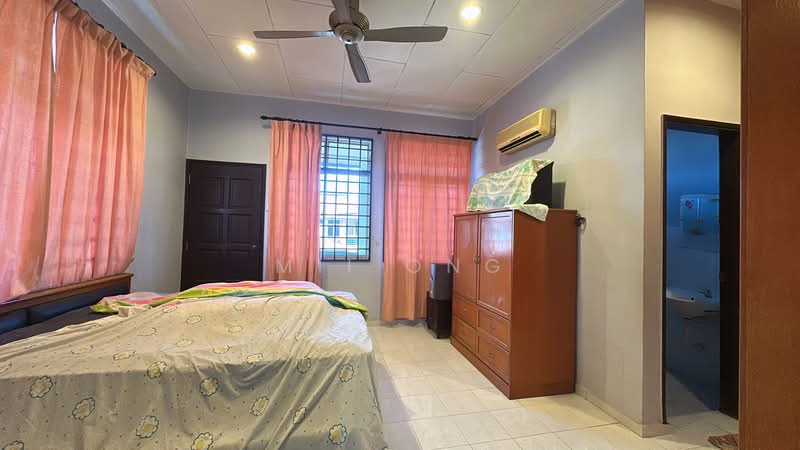 Terraced House for Sale in Taman Seri Selendang (Batu Berendam) - Mii Ong - Bedroom - PropertyGuru.com.my