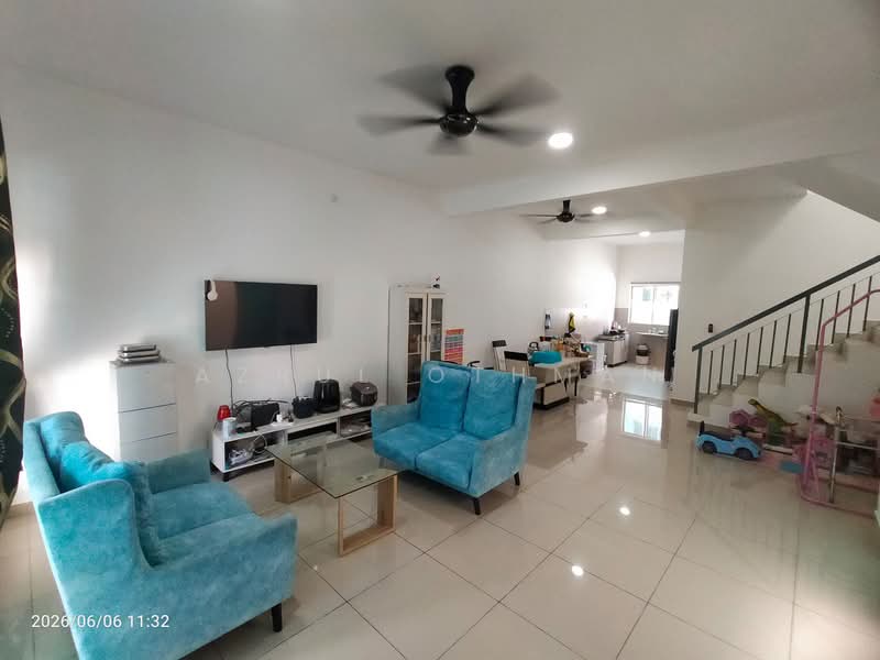 Rumah Teres 2 Tingkat untuk Dijual di Lukut (Negeri Sembilan) - Azrul Othman - Living Room - PropertyGuru.com.my