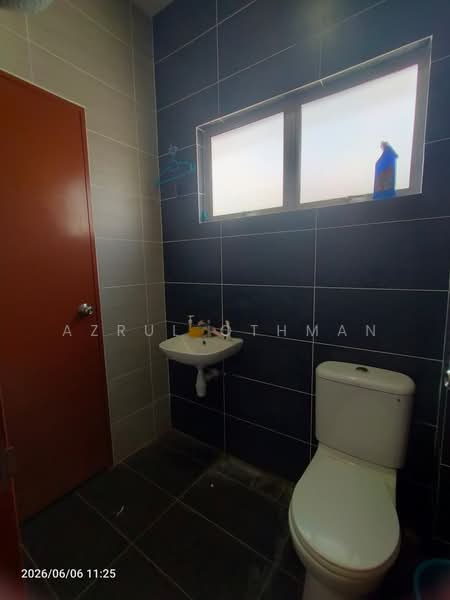 Rumah Teres 2 Tingkat untuk Dijual di Lukut (Negeri Sembilan) - Azrul Othman - Bathroom - PropertyGuru.com.my
