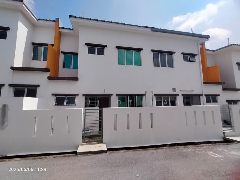 Rumah Teres 2 Tingkat untuk Dijual di Lukut (Negeri Sembilan) - Azrul Othman - Exterior - PropertyGuru.com.my