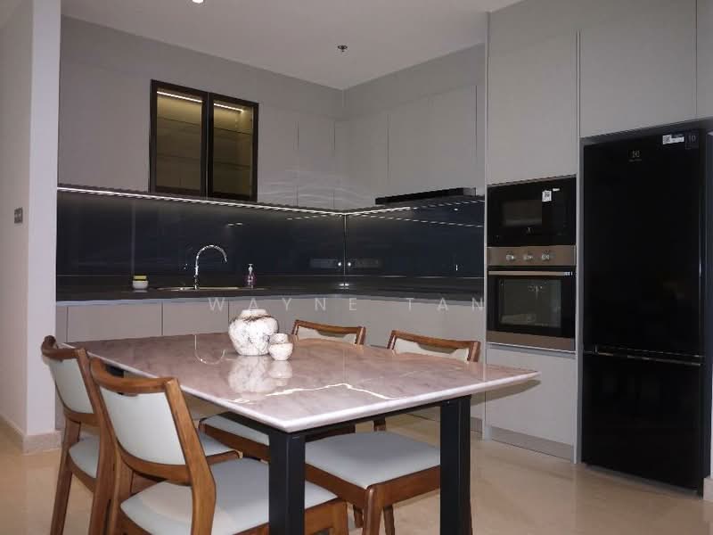 Servis Apartment untuk Disewa di Marriott Residence @ Gurney - Wayne Tan - Kitchen - PropertyGuru.com.my
