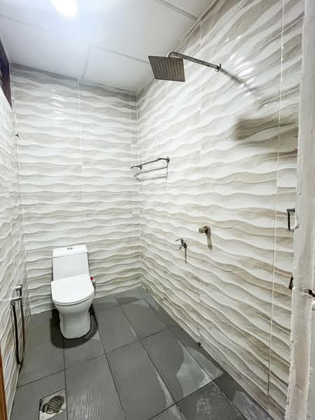Kedai / Pejabat untuk Disewa di Taman Tun Dr. Ismail (Kuala Lumpur) - Andy Riki - Bathroom - PropertyGuru.com.my