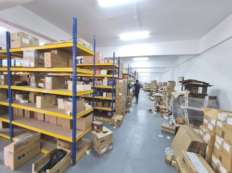 Kedai / Pejabat untuk Dijual di Taman Sungai Kapar Indah (Kapar) - Seong Heng Chai - Interior - PropertyGuru.com.my