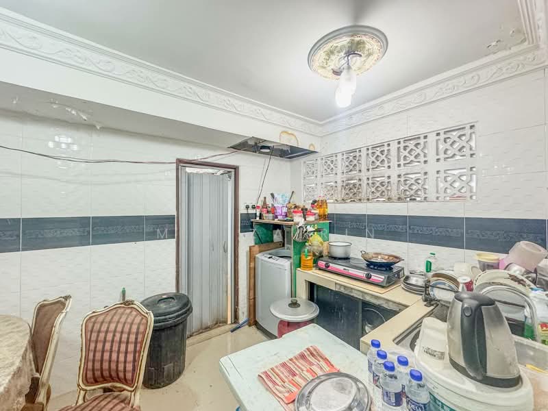 Apartment for Sale at Ukay Indah - M.J Zairin - Kitchen - PropertyGuru.com.my