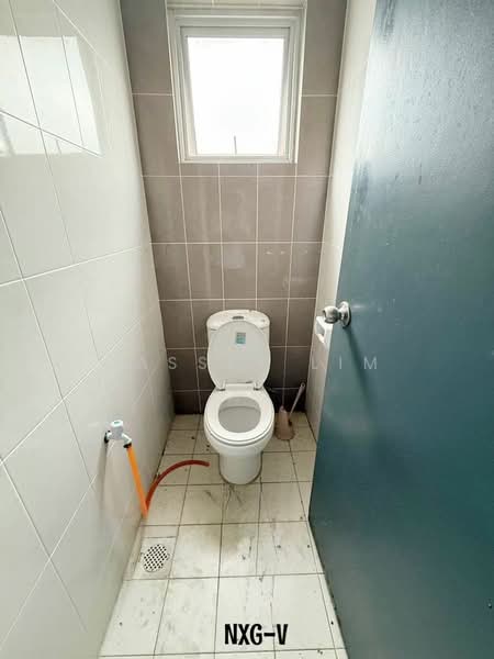 Shop / Office for Rent in Klang (Selangor) - Cassey Lim - Bathroom - PropertyGuru.com.my