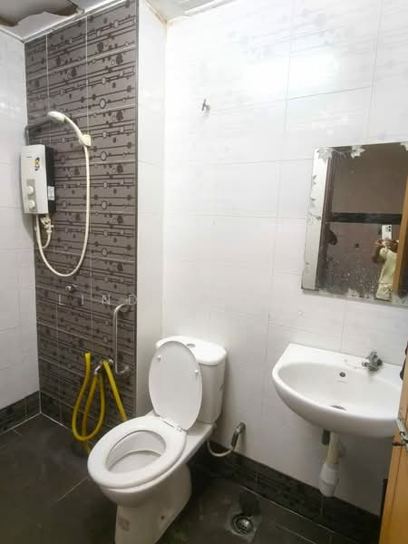 Rumah Teres 2 Tingkat untuk Dijual di Putra Heights (Subang Jaya) - Linda Suguna - Bathroom - PropertyGuru.com.my