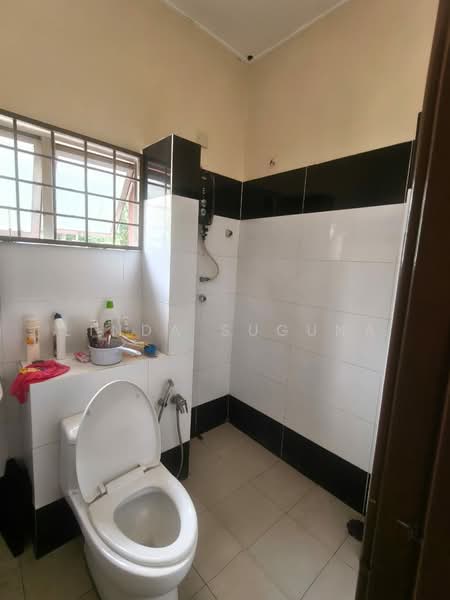 Rumah Teres 2 Tingkat untuk Dijual di Putra Heights (Subang Jaya) - Linda Suguna - Bathroom - PropertyGuru.com.my