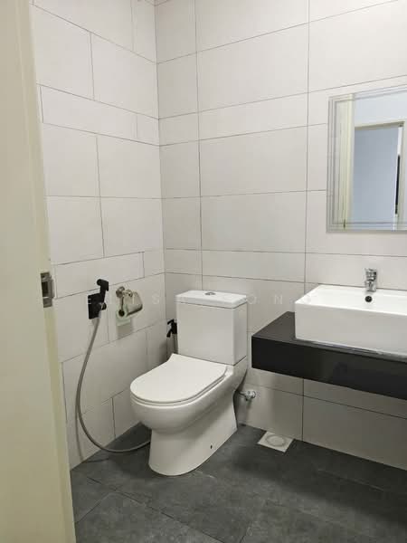 Servis Apartment untuk Disewa di Amani Residence - Elisa Fong - Bathroom - PropertyGuru.com.my
