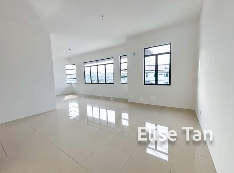 Rumah Berkembar untuk Dijual di Bukit Mertajam (Penang) - Elise Tan - Living Room - PropertyGuru.com.my
