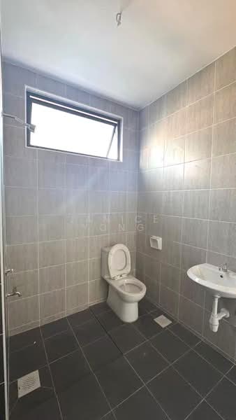 2-storey Terraced House for Sale in Johor Bahru (Johor) - Janice Yong - Bathroom - PropertyGuru.com.my