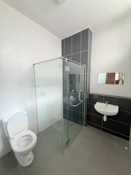 Rumah Kluster untuk Dijual di Johor Bahru (Johor) - Yunn Fang - Bathroom - PropertyGuru.com.my