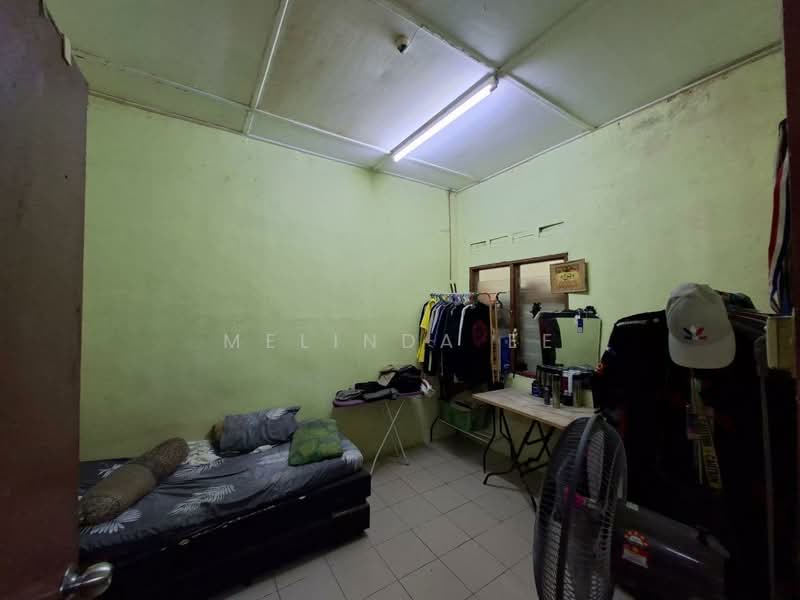 1-storey Terraced House for Sale in Taman Ungku Tun Aminah (Skudai) - Melinda Ee - Bedroom - PropertyGuru.com.my