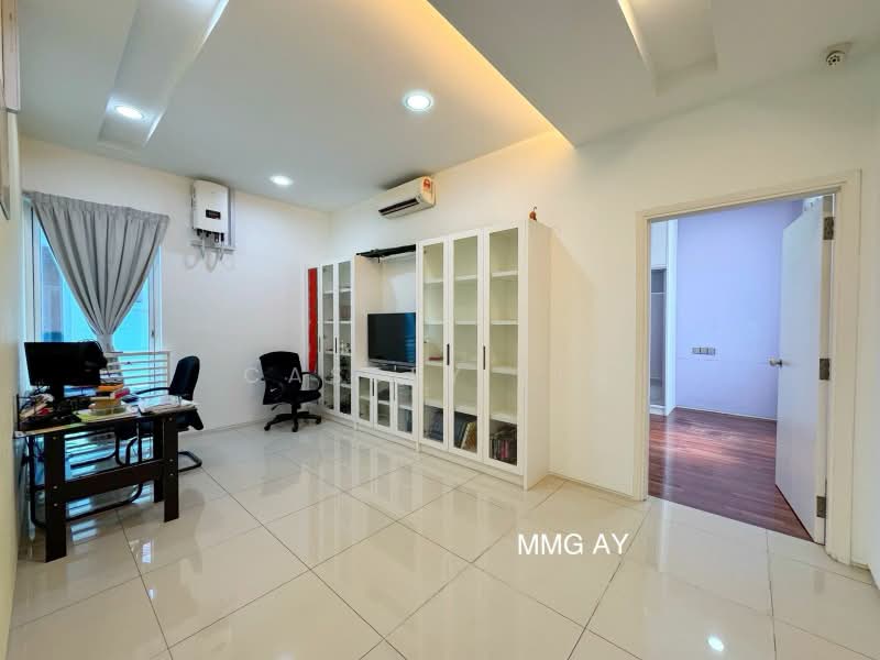 Zero-Lot Bungalow for Sale in Setia Eco Park (Setia Alam) - Cassey Lim - Living Room - PropertyGuru.com.my