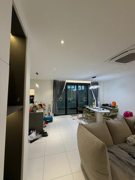 Cluster House for Sale in Austin Heights (Tebrau) - Jameson Choo - Living Room - PropertyGuru.com.my
