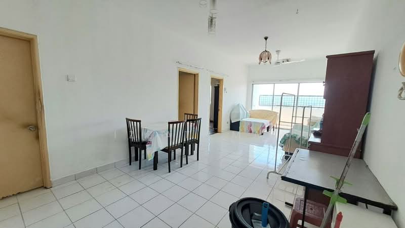 Apartment for Sale at Spanish Villa - Izzati Mat - Living Room - PropertyGuru.com.my
