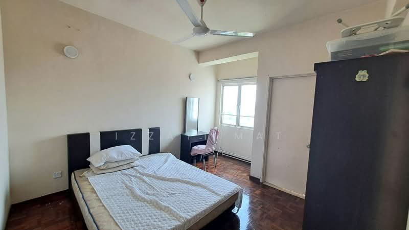 Apartment for Sale at Spanish Villa - Izzati Mat - Bedroom - PropertyGuru.com.my