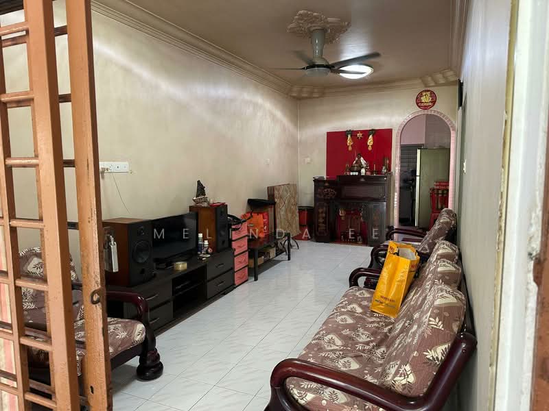 1-storey Terraced House for Sale in Kulai (Johor) - Melinda Ee - Living Room - PropertyGuru.com.my